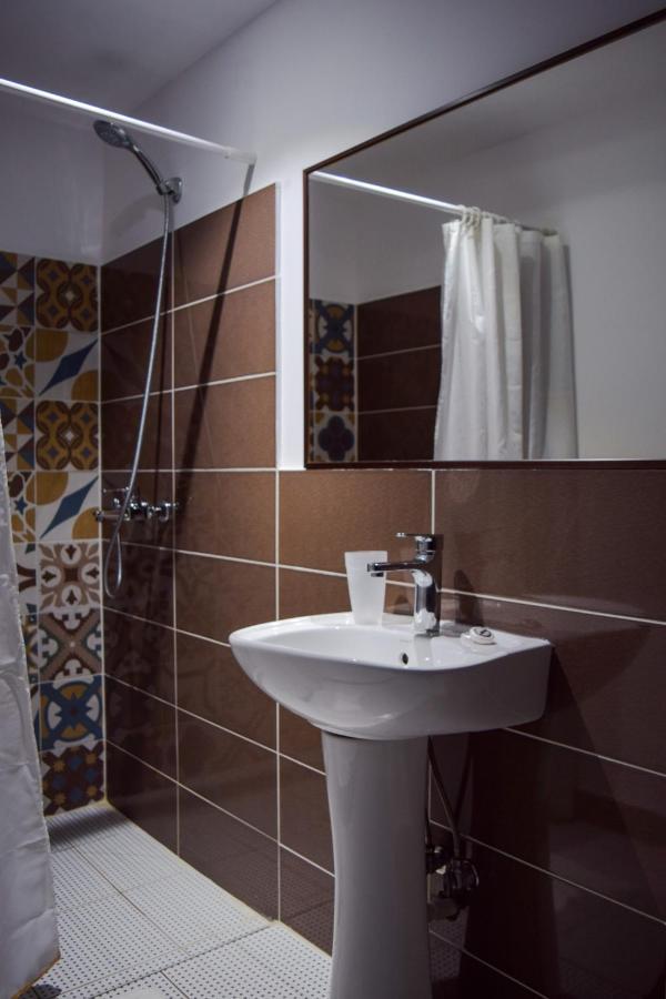 Gjirokastër Sokaku I Te Marreve Guesthouse מראה חיצוני תמונה