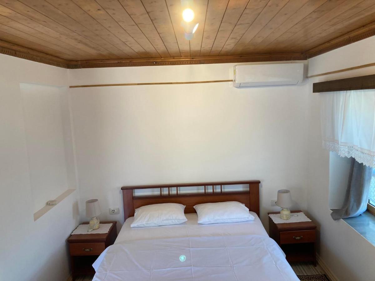 Gjirokastër Sokaku I Te Marreve Guesthouse מראה חיצוני תמונה