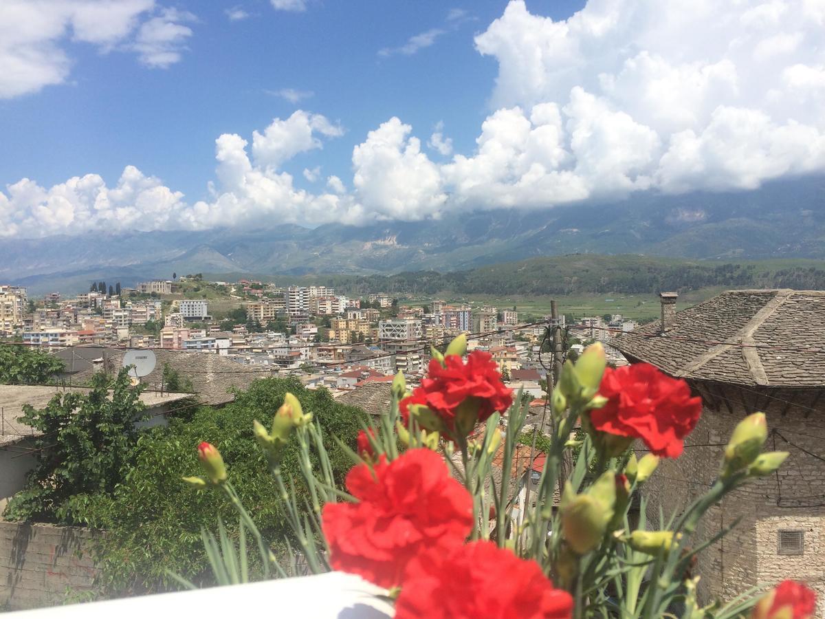Gjirokastër Sokaku I Te Marreve Guesthouse מראה חיצוני תמונה